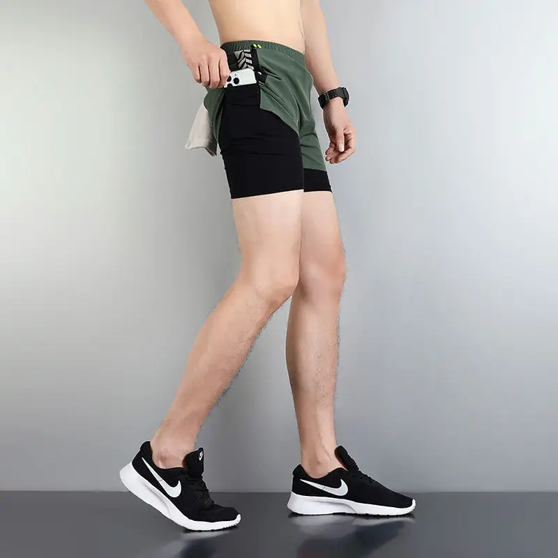 

Athletic Durable American Fitness Capris