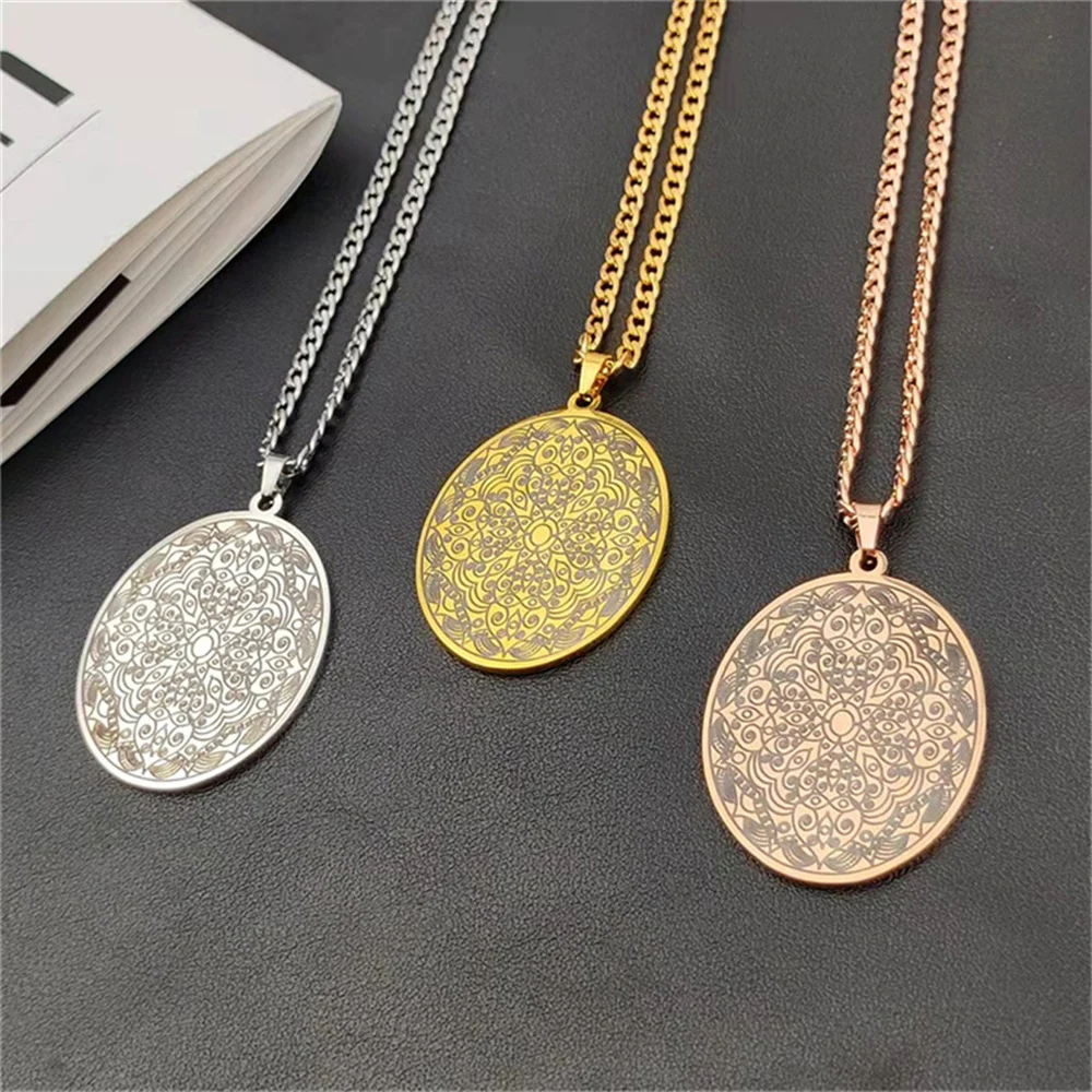 

Datura Flowers Necklace for Women Men Stainless Steel Jewelry Personalized Pendant Fashion Simple Datura Flower Necklace Present