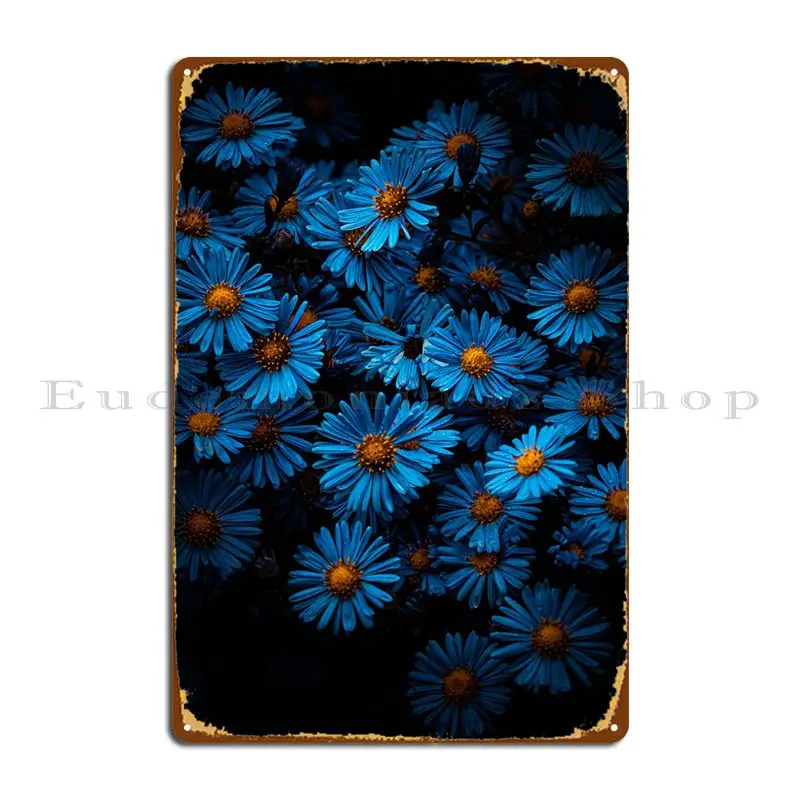 

Синий луг, искусственные таблички, печатный кинотеатр, жестяной плакат