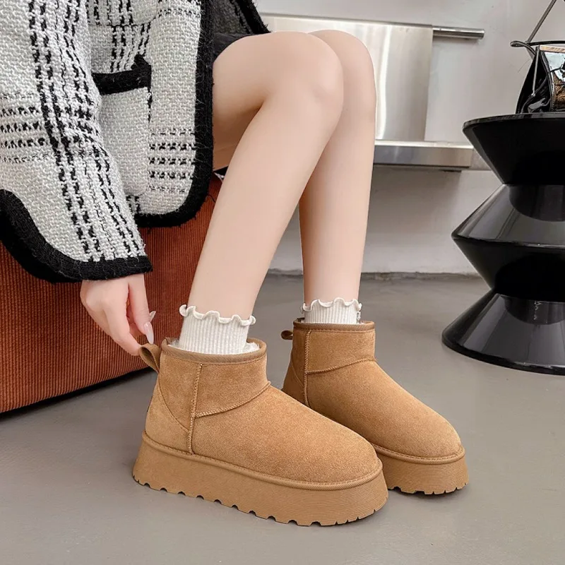 

Женские плюшевые теплые ботинки, повседневные модные удобные ботильоны с круглым носком, без застежки, женские ботинки для снега, новинка зимы 2024