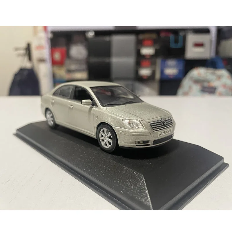 

Diecast 1:43 Scale Avensis Sedan Alloy Car Model Collection Souvenir Display Ornaments Vehicle Toy Gift
