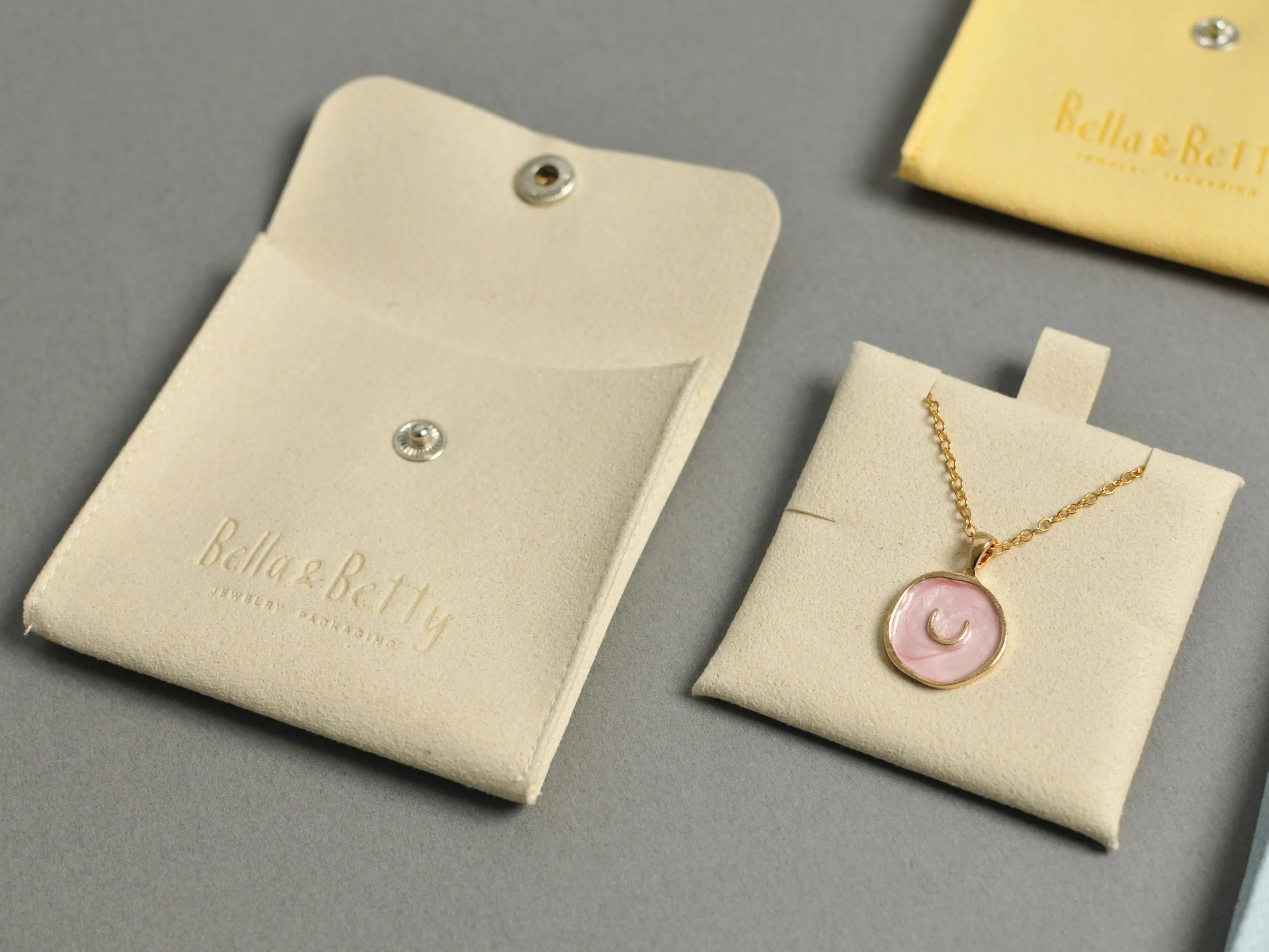 50Pcs/Lot button microfiber Bag Jute Gift Bags Multi Size Jewelry Packaging Wedding Bags with Candy Bag display Custom Logo