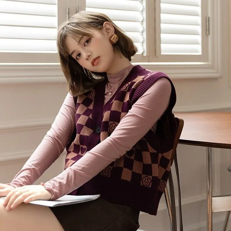 Женский вязаный мини-жилет с винтажным принтом