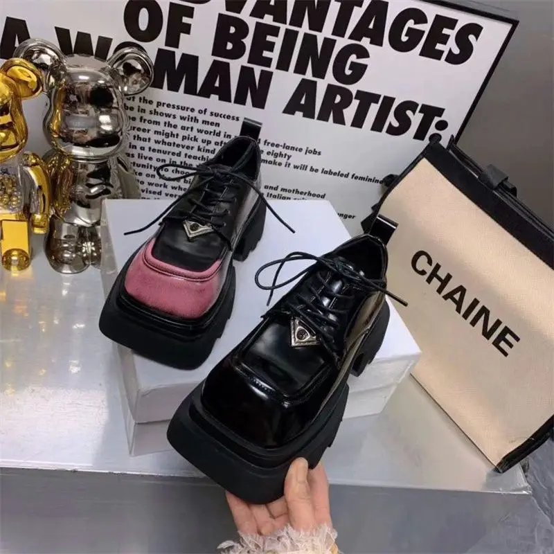 Лоферы новинка весны 2024 женская кожаная обувь в британском стиле на толстой