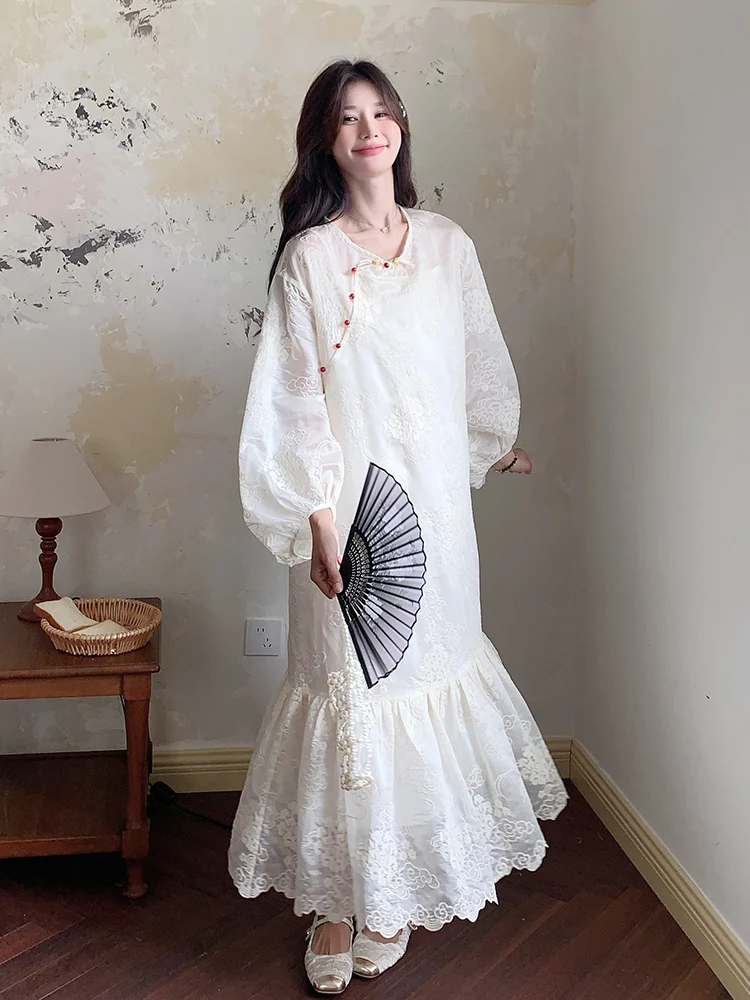 New Chinese Sle Cool and Relaxed Feeling Wear White Dress 2024 Early Autumn Women clothes Temperament Gentle Skirts