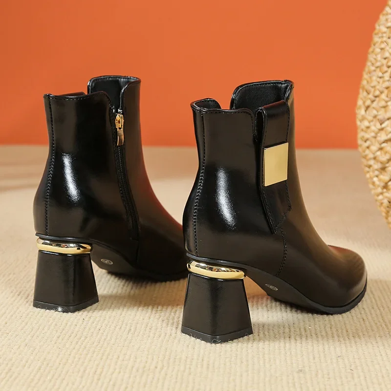 Новые женские ботильоны на платформе осенне-зимняя дизайнерская женская обувь