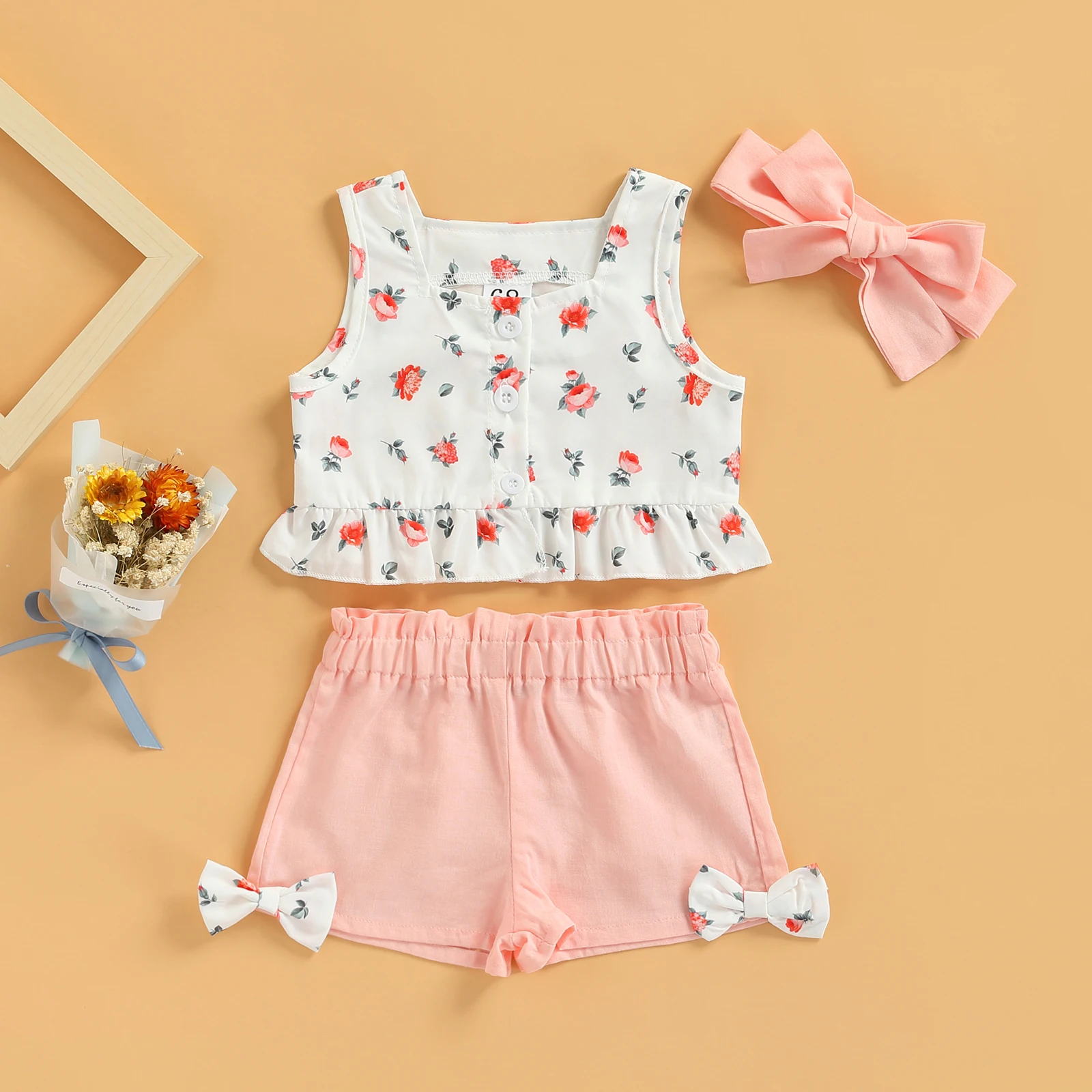 

Baby Girls 3pcs Pants Suit, Sleeveless Small Roses Ruffle Hem Buttons Tops, Bow Short Pants, Plain Bow Headband Set