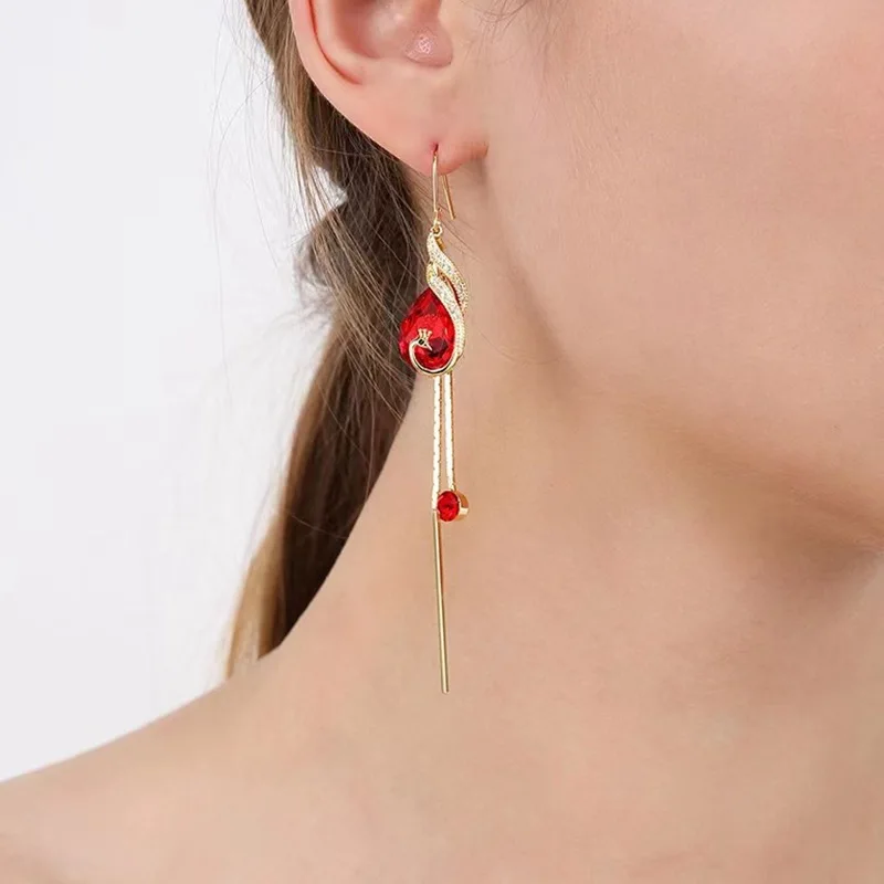 

New Style Temperament Long-style Tasted Peacock Earrings Advanced Feel Crystal Retro Thin Earrings
