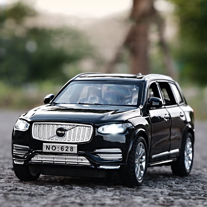 

Free delivery 1:32 Diecast Cars Volvo XC90 Model Toy Openable Doors Pull Back Music Light Car Toys for kids children
