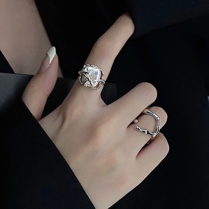 

MOWAMUA панк хип-хоп имитация жемчуга серебряный металлический полый преувеличенный дизайн кольца на палец для женщин девушек вечерние подарк...