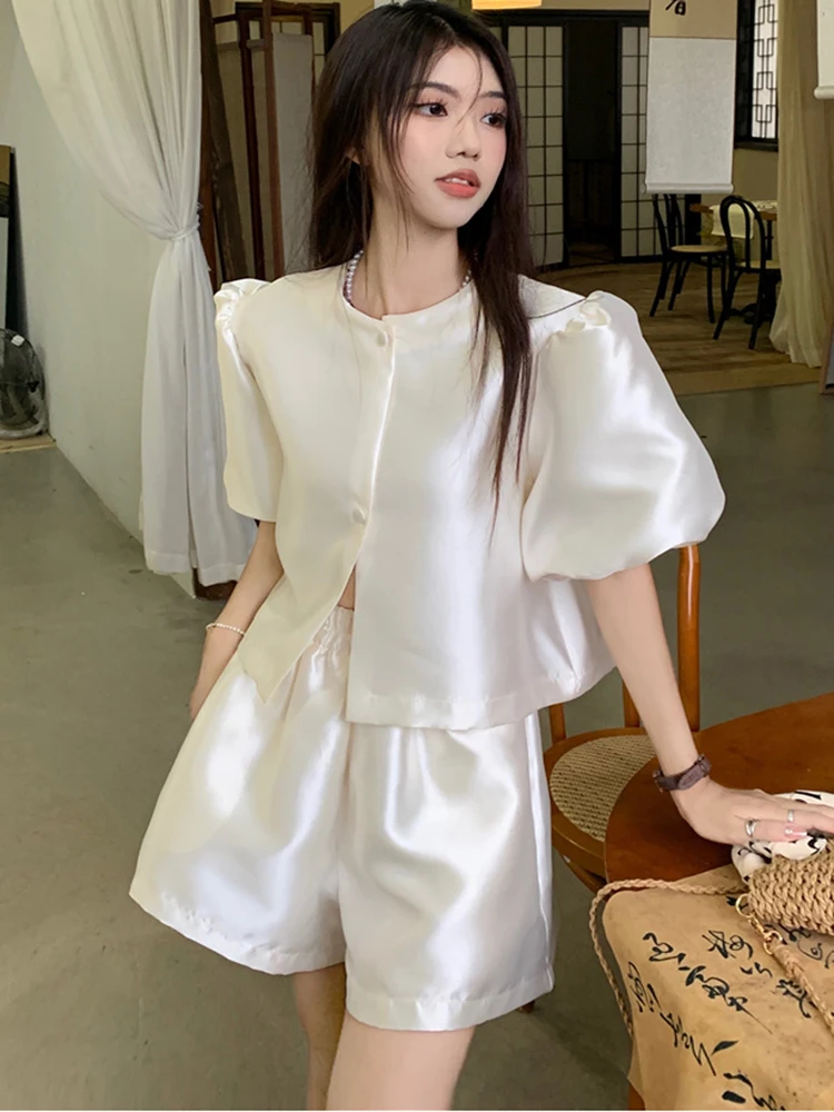 

Женские комплекты из двух предметов с широкими штанинами, блузка с короткими рукавами-фонариками и шорты, женская повседневная одежда в стиле ретро, 2023