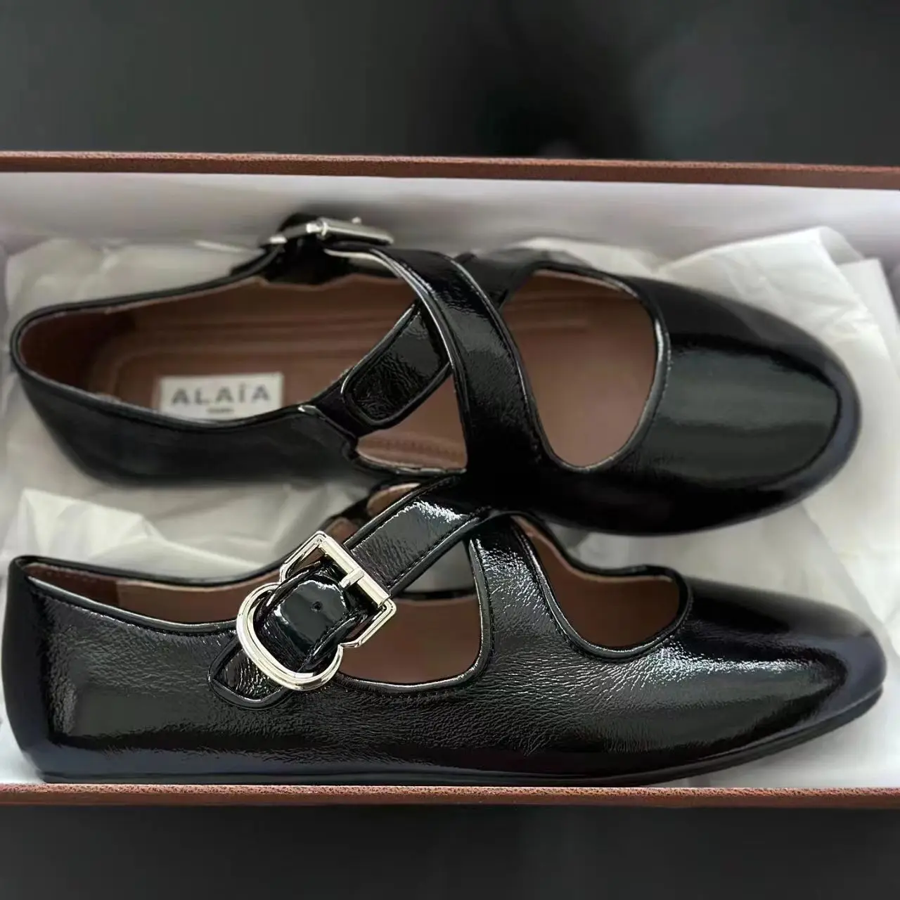 Женские лакированные модные повседневные балетные туфли Alaia из мятой воловьей