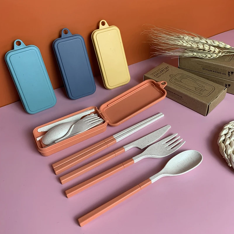 

4Pcs Portable Tableware Set Wheat Straw Dinnerware Detachable Cutlery Travel Tableware Picnic Dinnerware Set Camping Cutlery Set