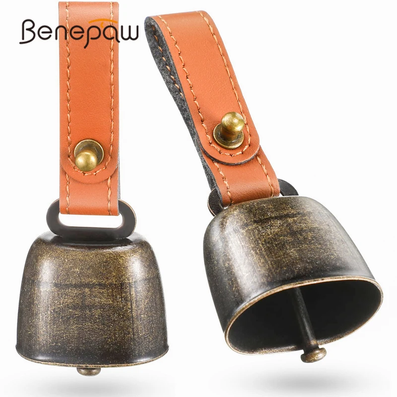 Benepaw Metall Glocken Für Hund Halsbänder Katze Kuh Lederband Kupfer Pet Kragen Glocke Tracker Noise Makers Halsband Ausbildung Liefert