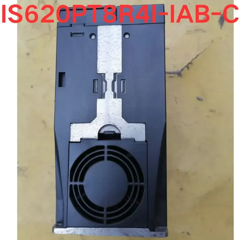 Б/у тест ОК Один сервопривод IS620PT8R4I-IAB-C