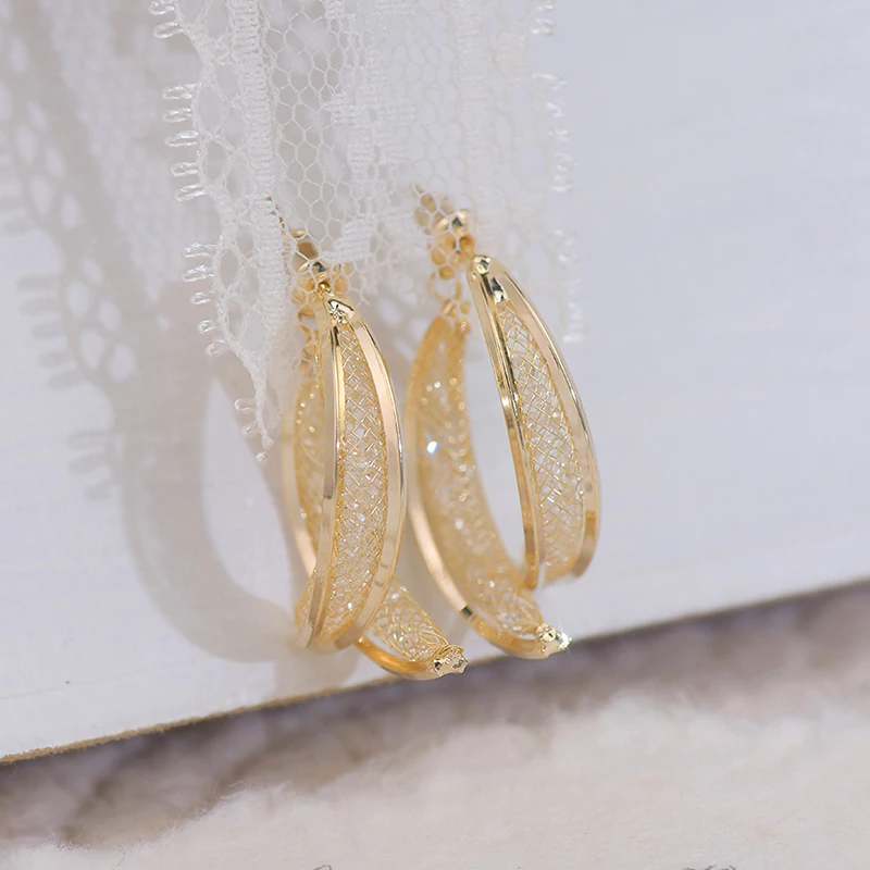 

2022 New Sight Fashion Brand Jewelry Elegant French Style Stud Earrings for Women 14K Gold Color C Stud Earrings