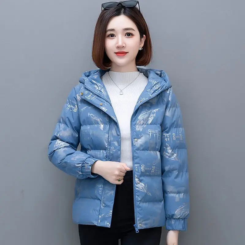 2023 New Winter Parkas Women Hooded Thick Warm Short Ladies Jackets Cotton Padded Casual Parka Fashion Coat Female Outwear C31
