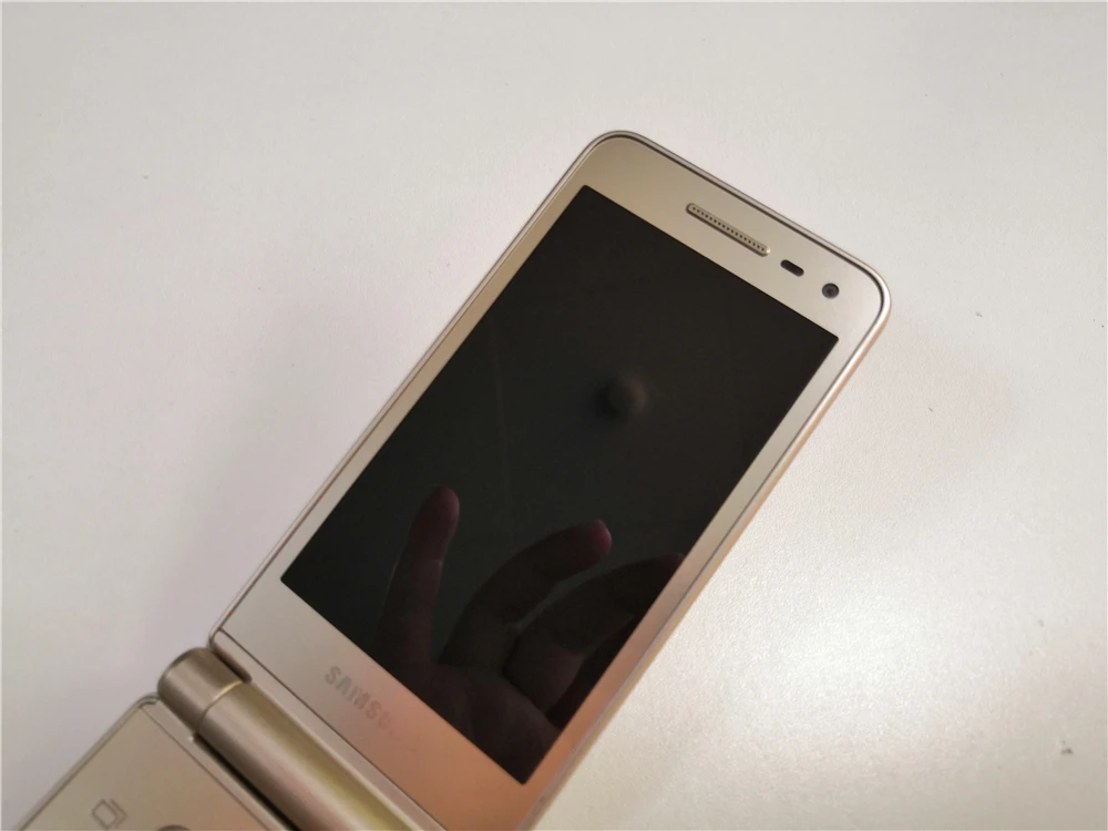Смартфон Samsung Galaxy Folder 2+16ГБ восстановленный |