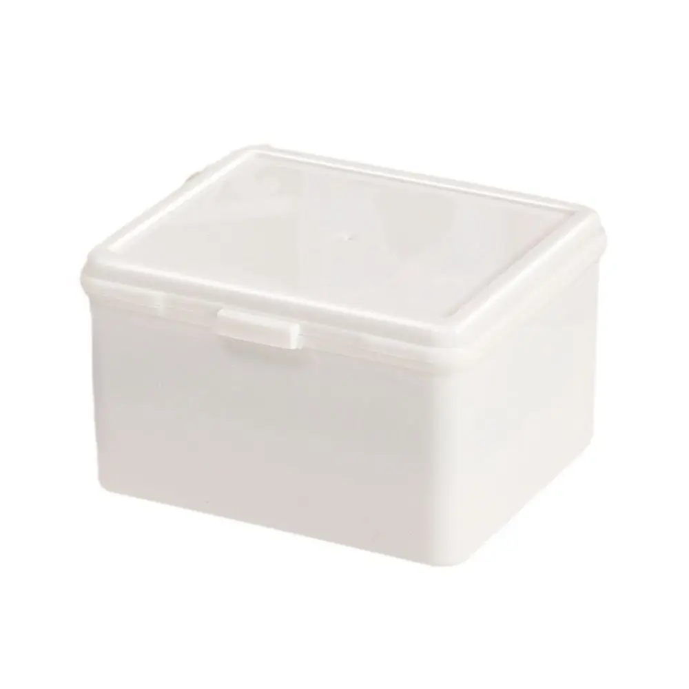 

Прозрачная пластиковая шкатулка для мелочей