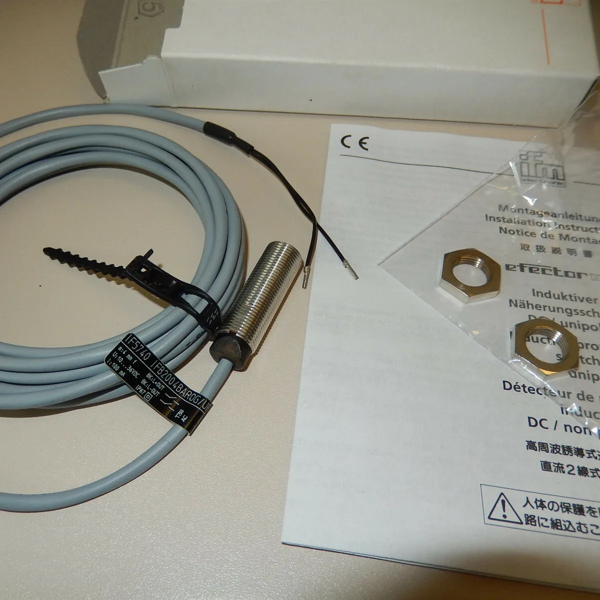 

IFM Capacitive Sensor IFT240 IFT241 IFT242 IFT243 IFT245 IFT228 IFT212 Proximity Switch New Original Product Switches