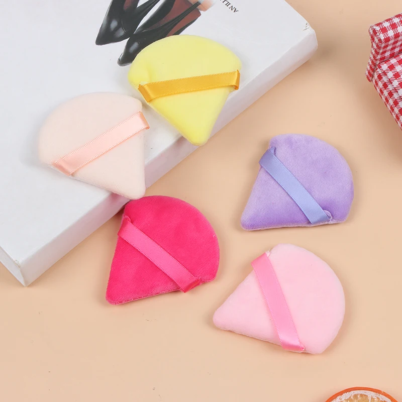 

1pcs Triangle Velvet Powder Cosmetic Puff Mini Cosmetic Sponge Larger In Wet Foundation Makeup Cans Tools