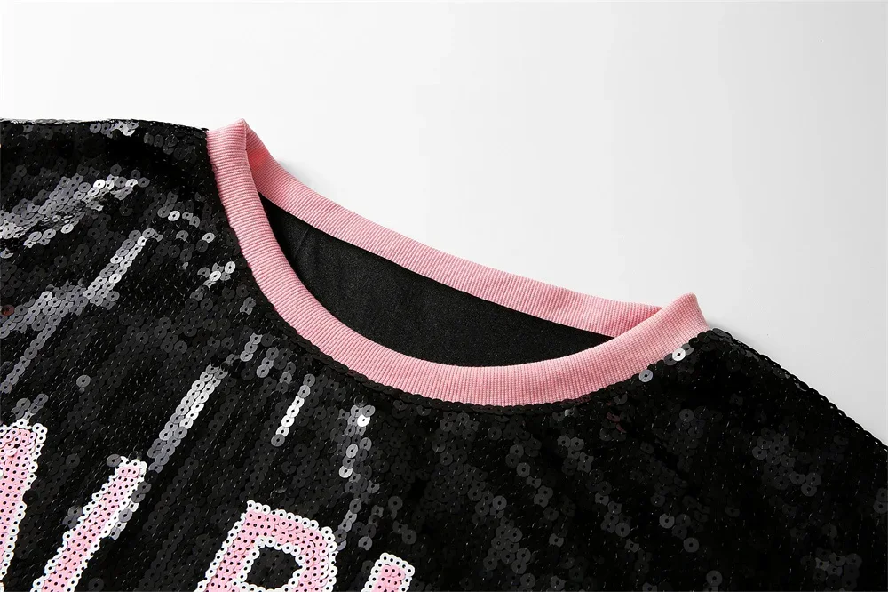 Женская футболка в полоску с коротким рукавом и круглым вырезом