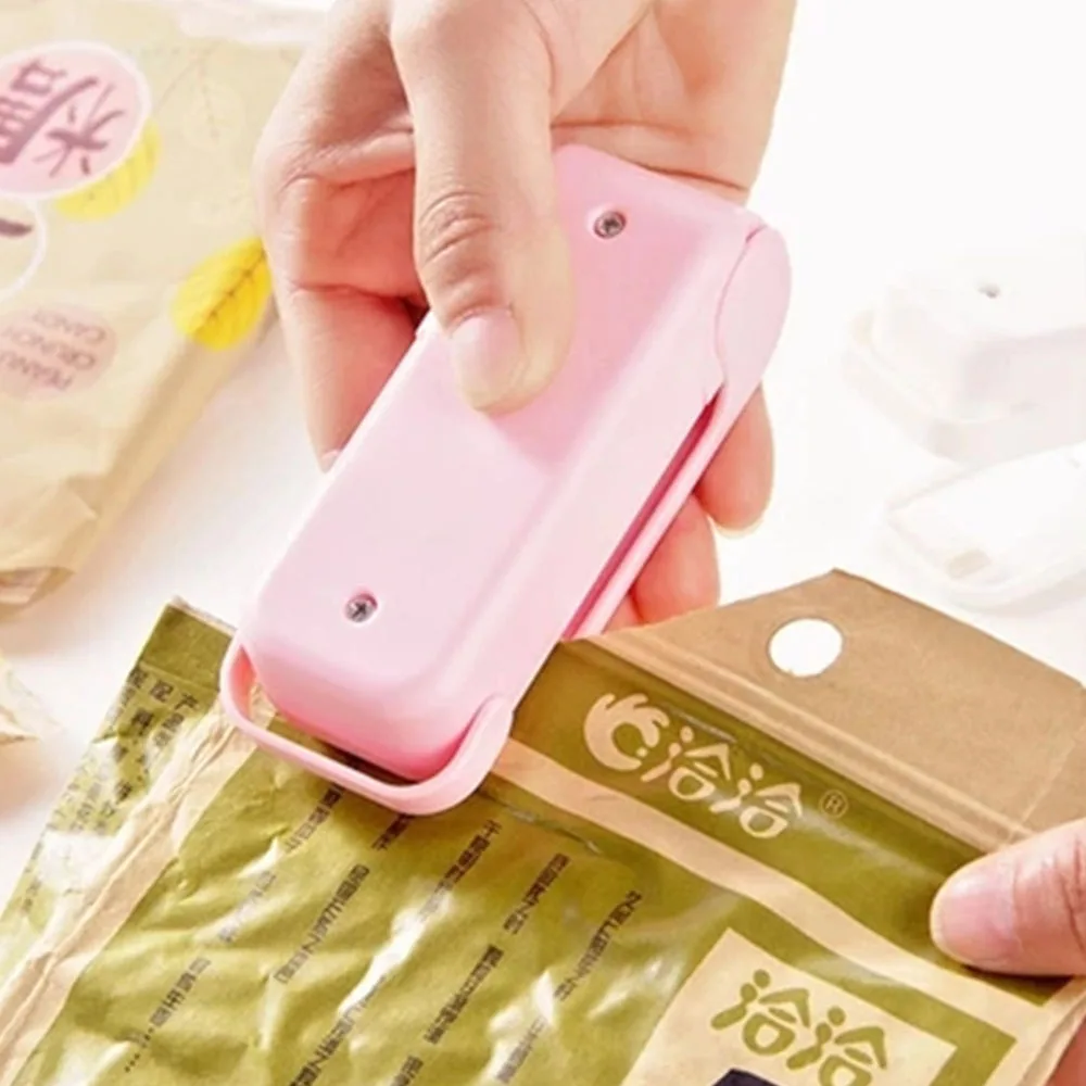

Portable Bag Heat Sealer Plastic Package Storage Bag Clip Mini Sealing Machine Handy Sticker Seal for Food Snack Kitchen Gadgets