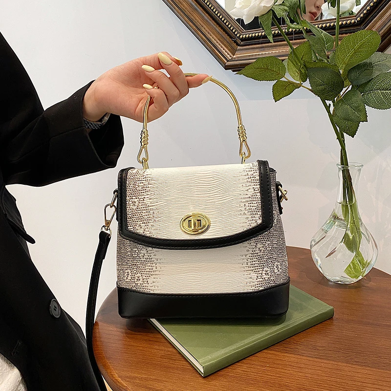 

Chic Metal Handle Lizard Pattern Mini Tote Handbags For Women Brand Designer Bucket Ladies Shoulder Crossbody Bags 2022