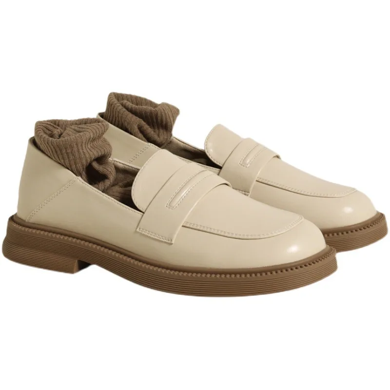 Comfortable Soft Leather Nurse Working Shoes Women Flats Slip on Loafers Breathable Female Office Single Shoes Women Sneakers