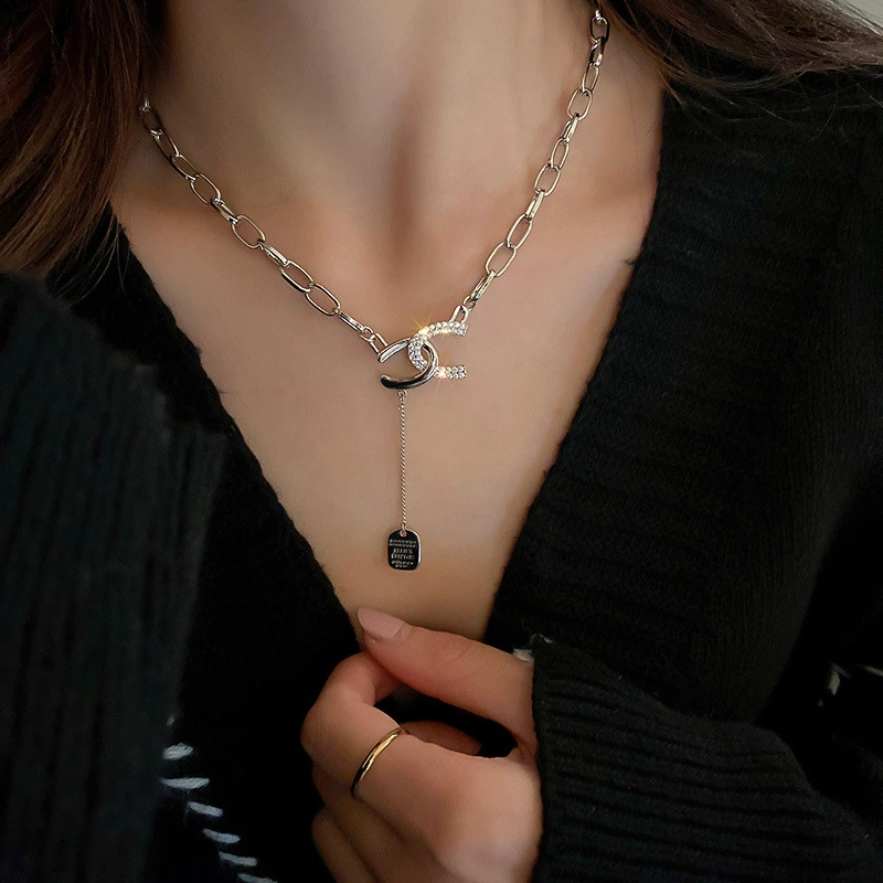 

South Korea New Zircon Inlaid Letter Square Metal Necklace Women Simple Personality Design Autumn and Winter Sweater Chain