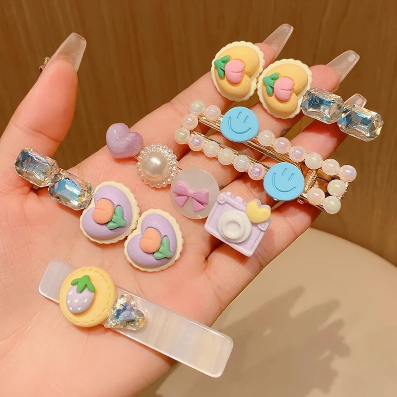 Рисунок 4 - женские акриловые заколки для волос