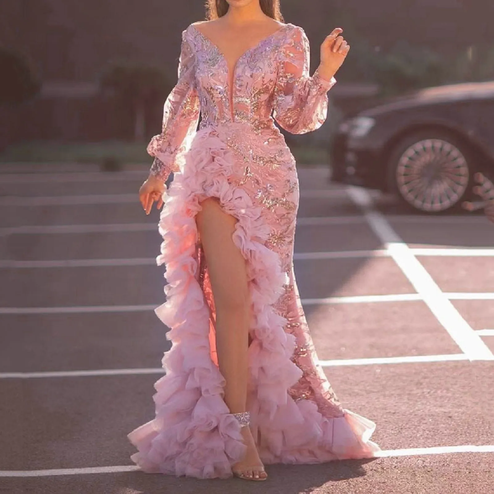

Женское вечернее платье с оборками в несколько рядов, розовое платье с глубоким V-образным вырезом, Сетчатое платье с разрезом спереди и блестками, праздничное платье с длинным рукавом-фонариком
