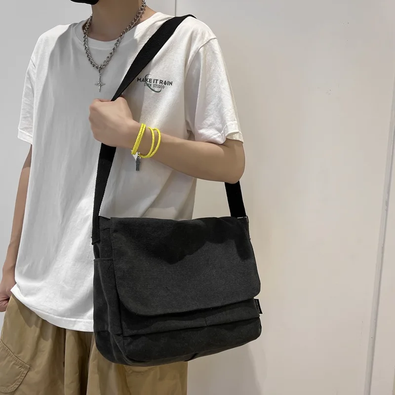 Men Fashion Versatile Crossbody Bag Vintage Canvas Student Messenger Bag Street Fashion Brand Tooling Wind Shoulder Bag Unisex