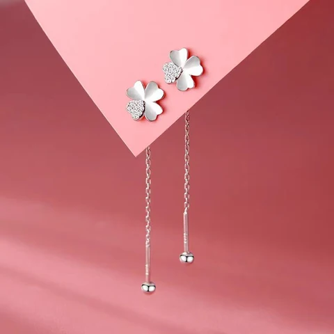 Серебряные серьги-гвоздики с кисточками и растениями