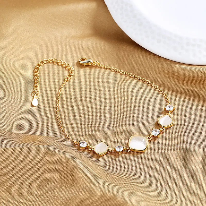 Рисунок 4 - Браслет женский из серебра 925 пробы с цирконом