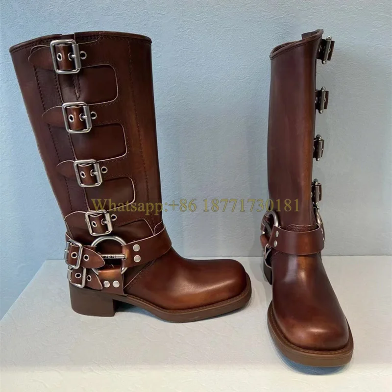 

Женские ботинки в стиле ретро, коричневые сапоги до середины икры на квадратном каблуке, с металлической пряжкой, без застежки, с круглым но...