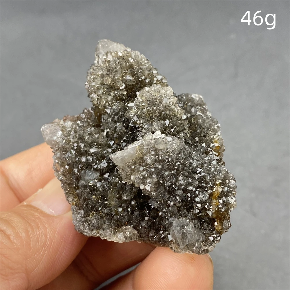 

Южноафриканский черный кристалл кластер