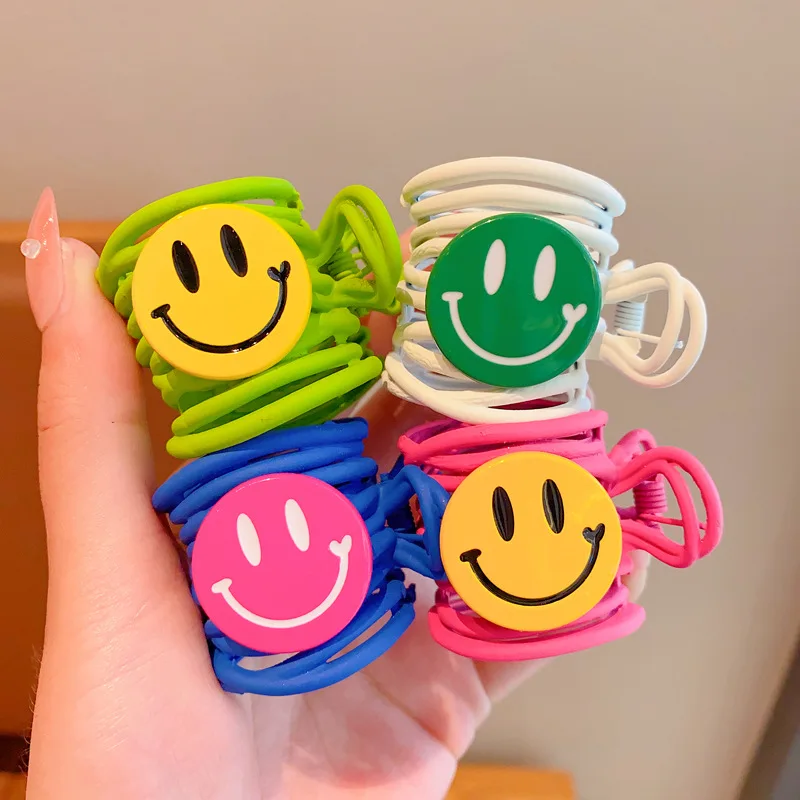 

Girls Cute Smiling Face High Ponytail Horsetail Hair Claws Hairpin Headwear Ins Back Brain Clasp Clip 2023 New Hair Clip