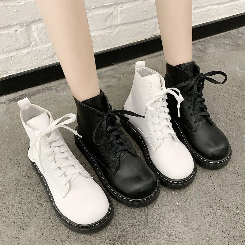 

Thick-soled Motorcycle Boots Low-heeled Lace-up Women Shoes Fashion Autumn Winter Single Cotton Non-slip 2022 The New