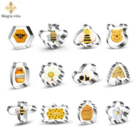 bee cookie cutter embosser mold chocolate decorating tools pastry and bakery kitchen accessories biscuit bread cutting fondant