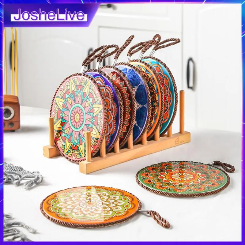 

Saves Space Dining Table Mat Heat Insulation Pad Hanging Lanyard Design Heat Resistance Colorful Double-layer Coaster Portable