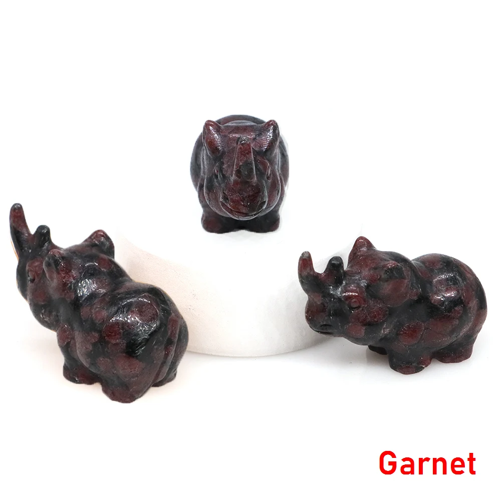 

Фигурка носорога из камня