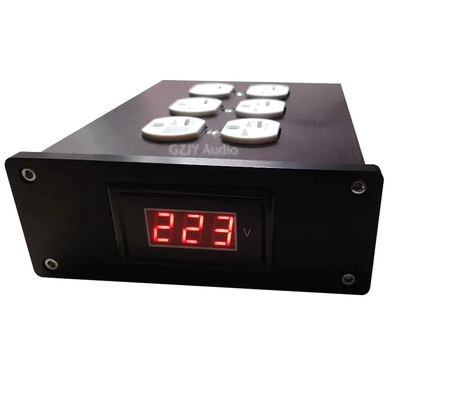 Стандартная розетка стандарта США 6 бит с дисплеем напряжения