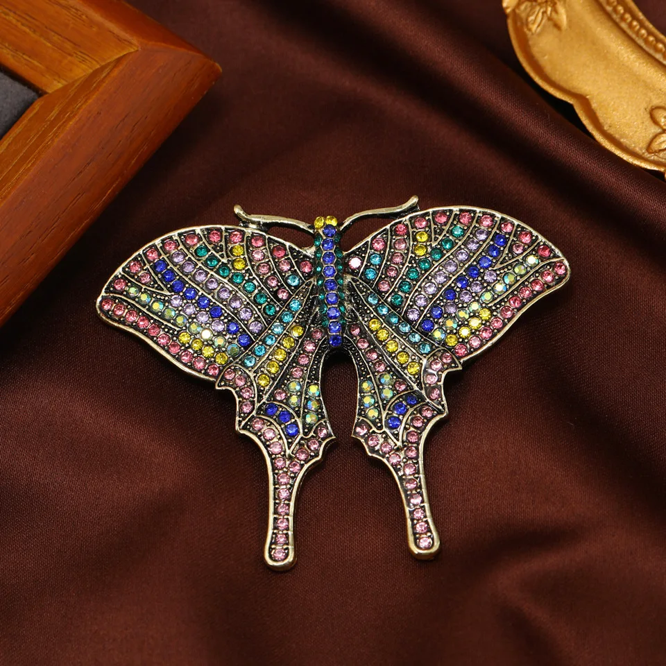 

European And American Retro Colored Diamond Studded Butterfly Brooch Palace Style Men's And Women's Clothing Accessories