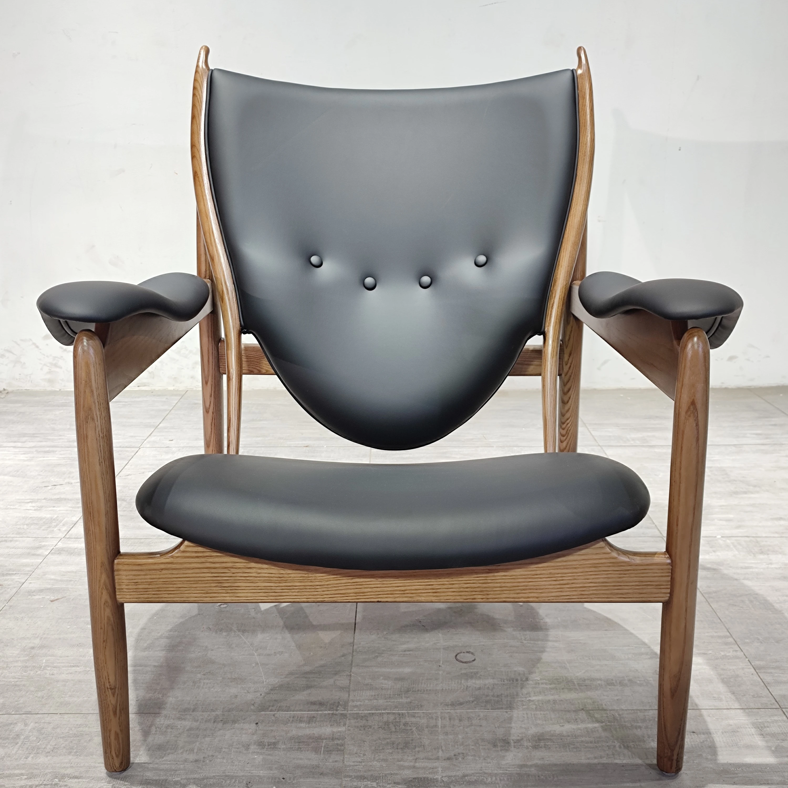 

Solid wood leisure chair sofa stool leather chair living room chair