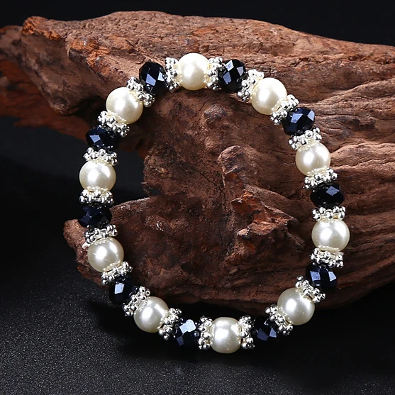 Женский браслет с жемчужинами и кристаллами fnaf инкрустацией из лески