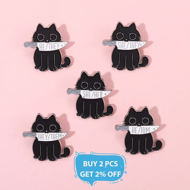 Эмалированные булавки с милым котом и ножом забавные местом местоположения