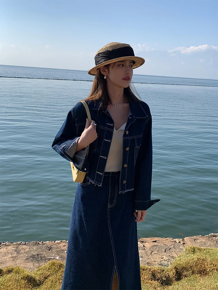 Три хороших продукта маленькое темно-синее короткое джинсовое пальто с высокой