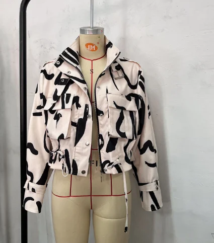 Пальто свободные короткие куртки для женщин осень-зима 2024 куртка на пуговицах с