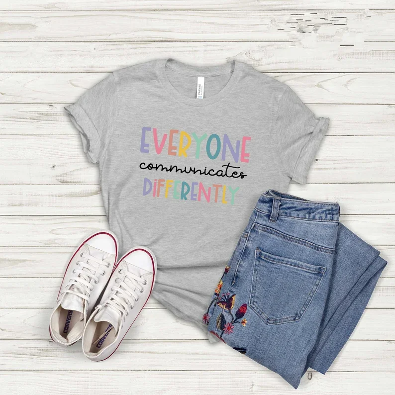 Футболка с коротким рукавом и круглым вырезом